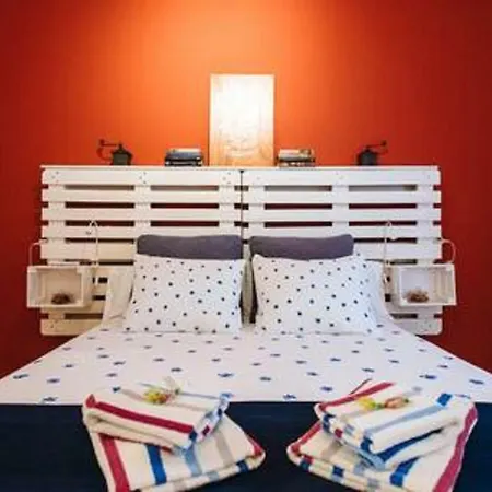 Triana Leon Sanz Apartment