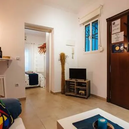 Triana Leon Sanz Apartment *
